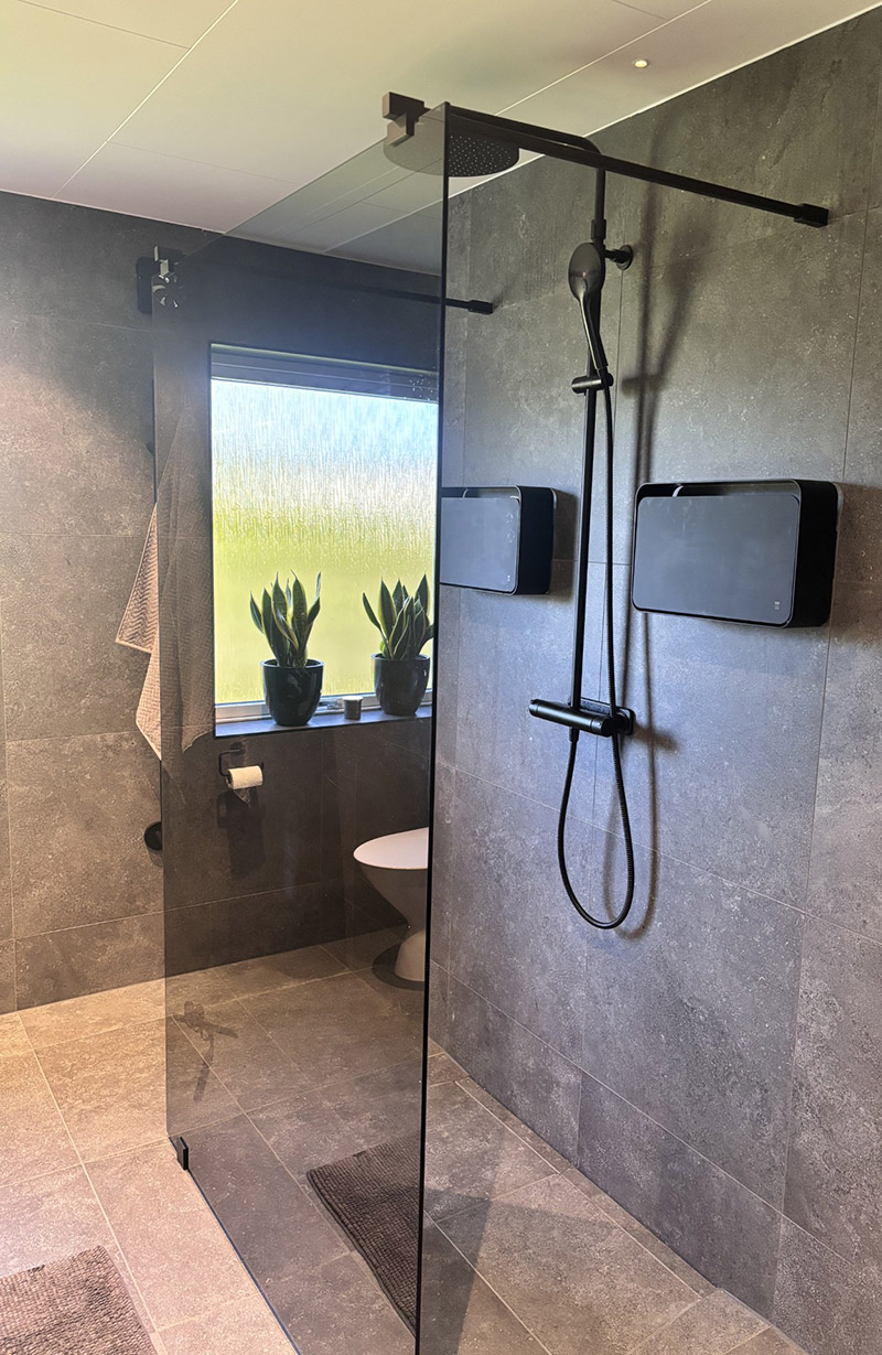 Badrum renovat av Next Level Bygg & Kakel